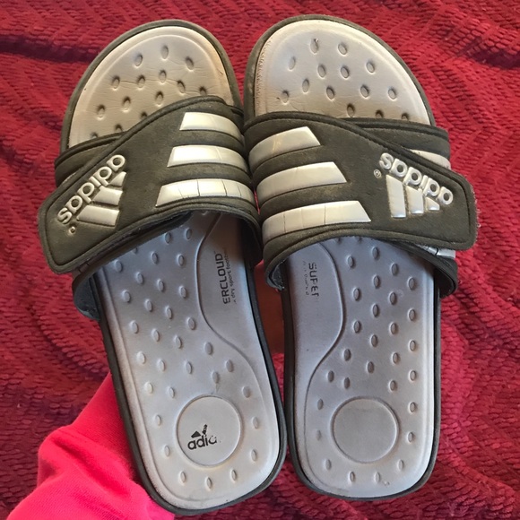 adidas sliders size 9